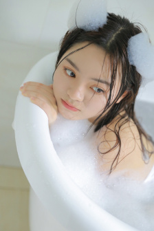小楼又东风